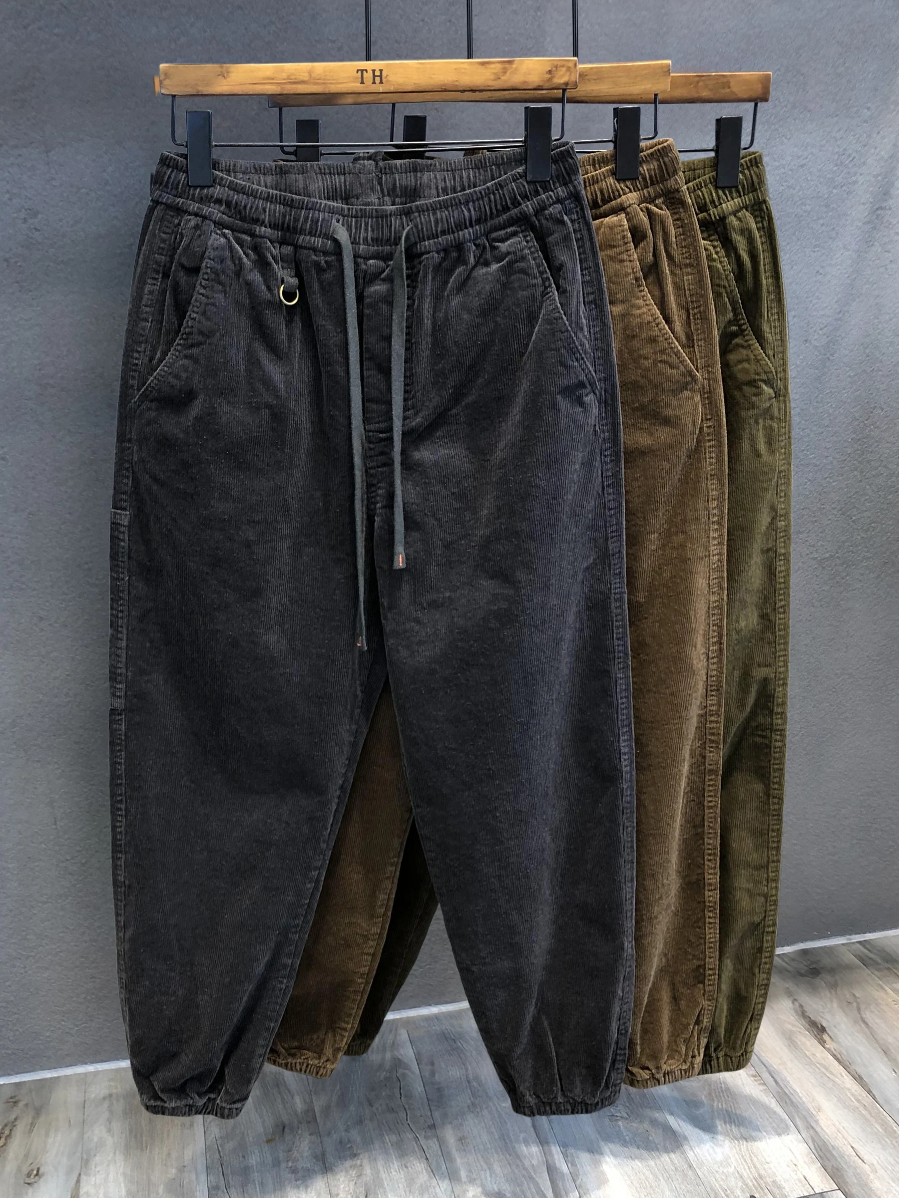 

Retro Corduroy Loose Fit Men's Casual Pants Autumn Spring Versatile Spor Sweatpants American Casual Sle Youthful Energy