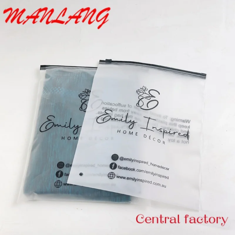 Custom  100MOQ Custom Printing Transparent Plastic Frosted PVC Clothes Blank bag With Zipper