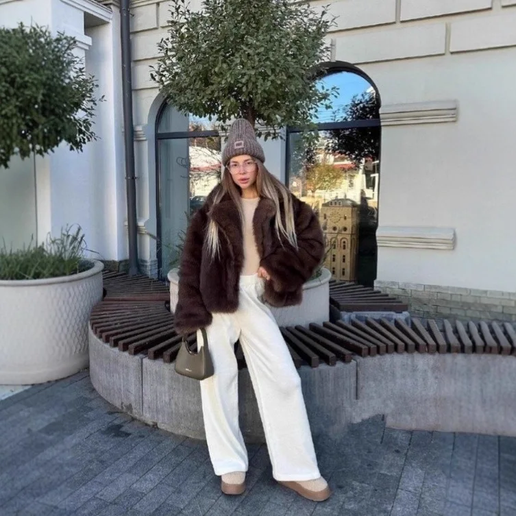 Novo casaco de pele sintética para mulheres estilo europeu e americano pelúcia inverno grosso tingido apontado jaqueta de pele de raposa