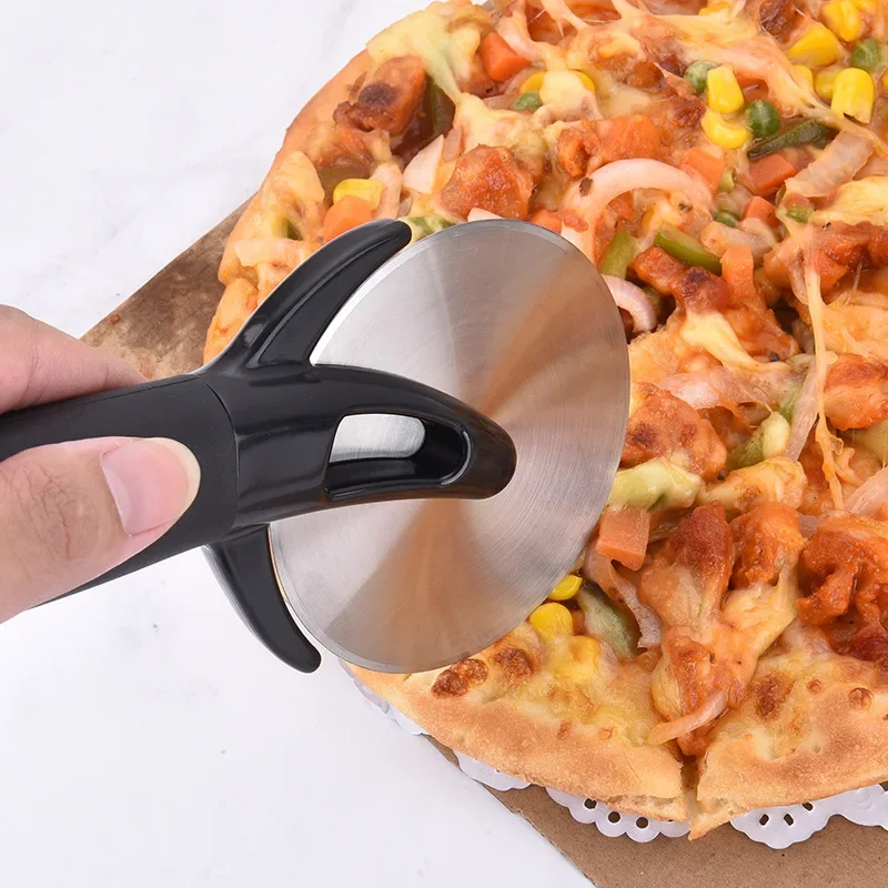 Stainless Steel Knife Pizza Baking Tools Big Rubber Handle Pizza Wheel Round Rotating Special Cutter Cutting with Protect Cover