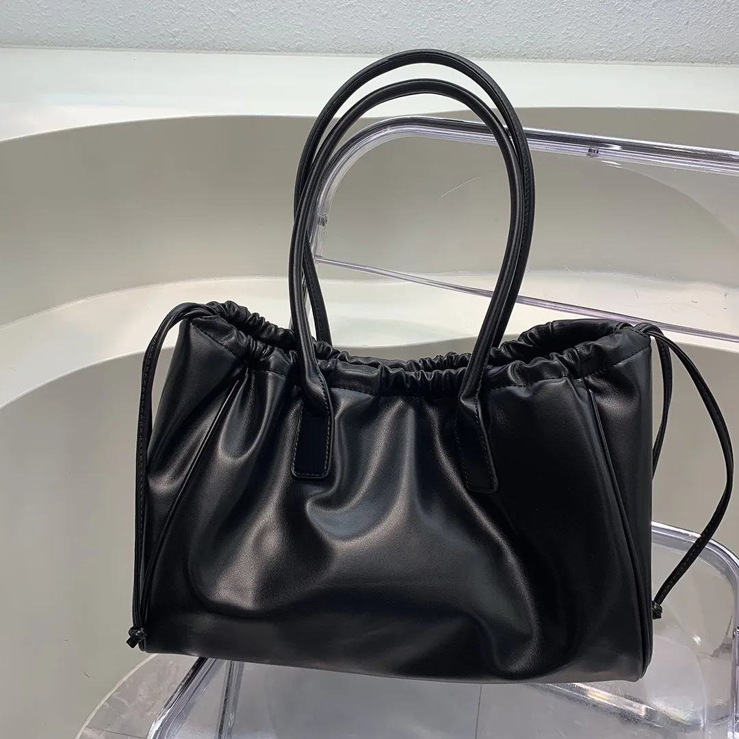 Luxury Designer Large Capacity Tote Bag with Drawstring Cloud Design Handbag And Wallet - Premium PU Leather Single Shoulder Bag