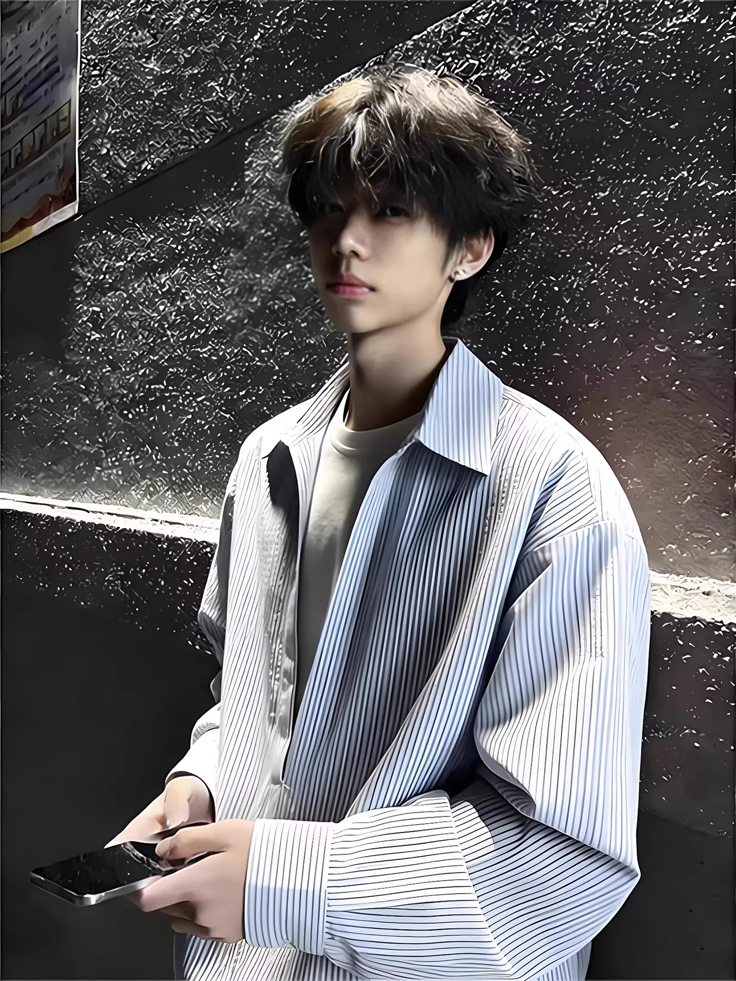 

Мужская рубашка с длинным рукавом и V-образным вырезом в полоску, винтажный стиль, весенняя, свободного кроя, повседневная, дышащая, из полиэфирного волокна