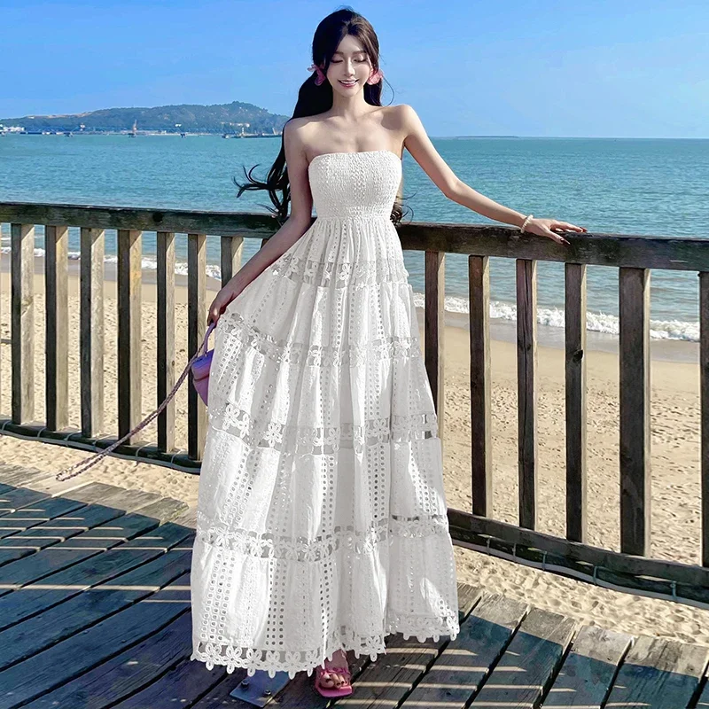 Elegant เย็บปักถักร้อยผ้าฝ้าย Hollow Out Prom ชุดราตรีสีขาวผู้หญิงฤดูร้อนรัดตัว Top Slash คอชุดราตรีสาย