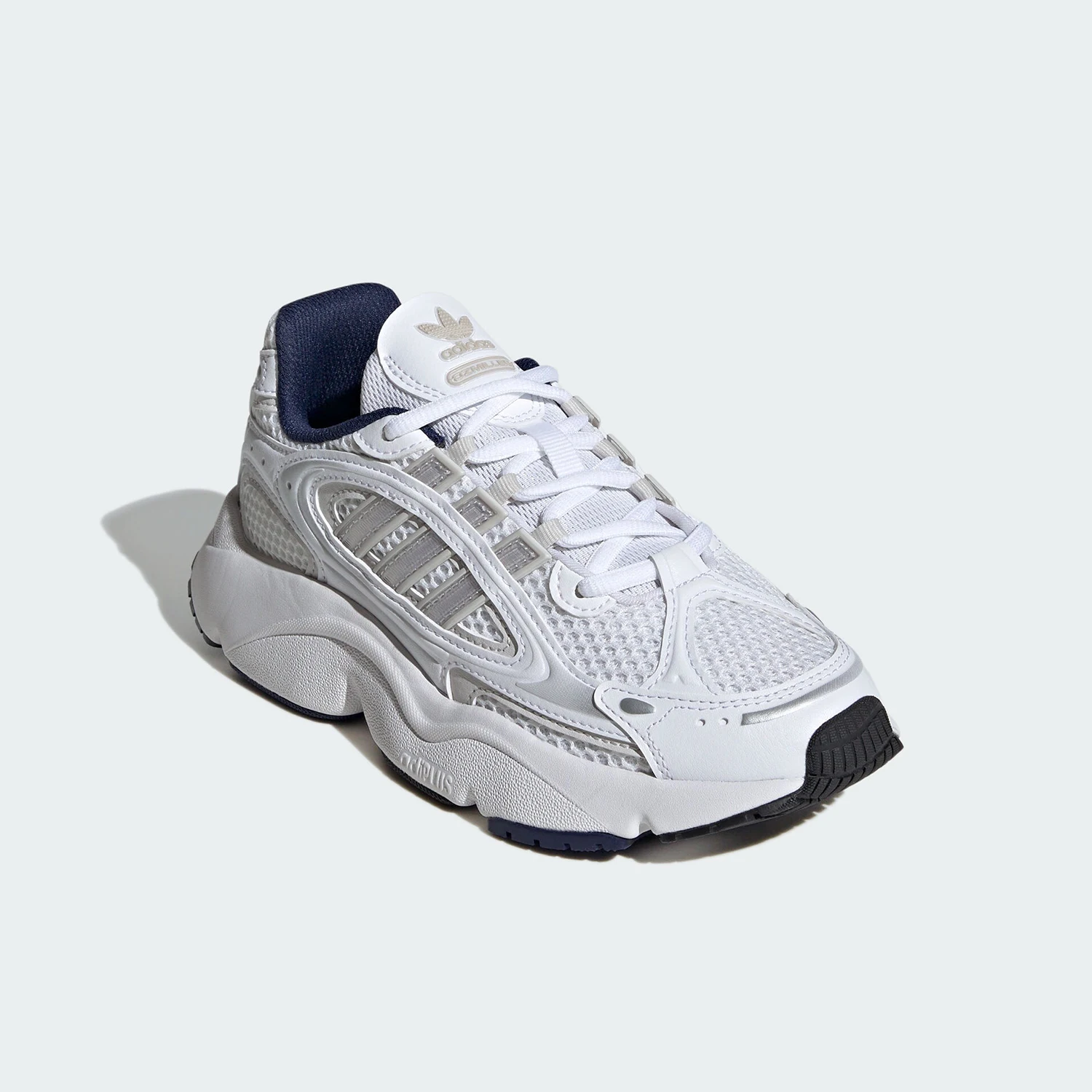 حذاء أديداس الرياضي الكلاسيكي الأصلي Trefoil OZMILLEN J Big Kids ID0694