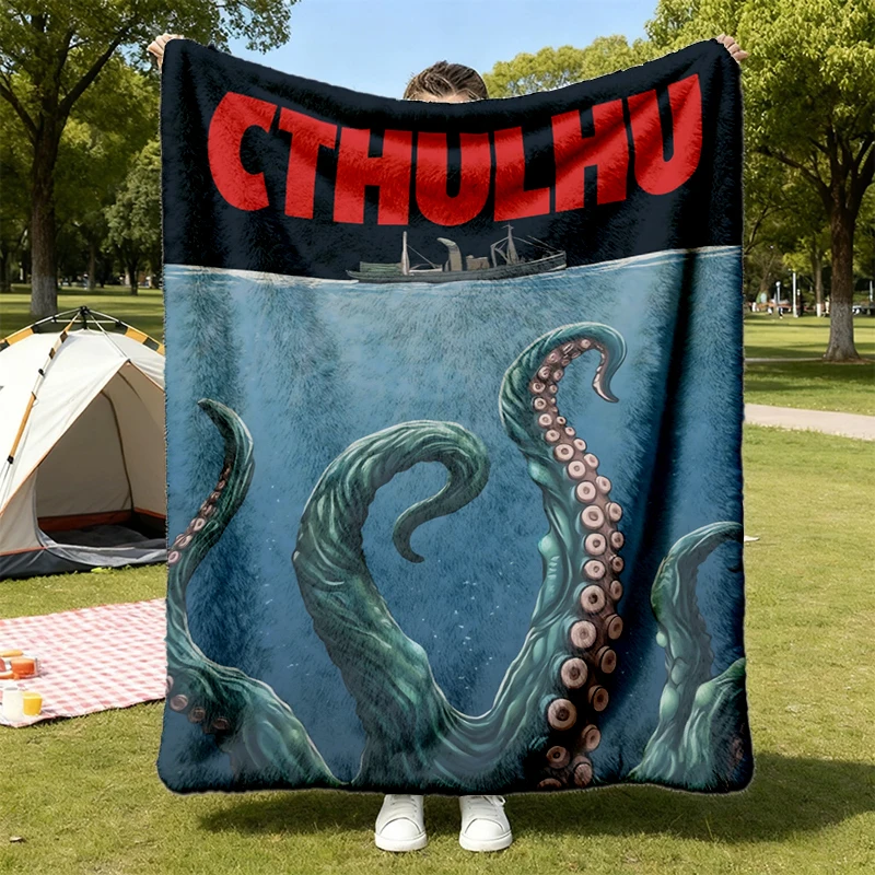 Cthulhu Flannel Blanket, Cosmic Horror Flannel Blanket, Tentacle Kraken Graphic Flannel Blanket