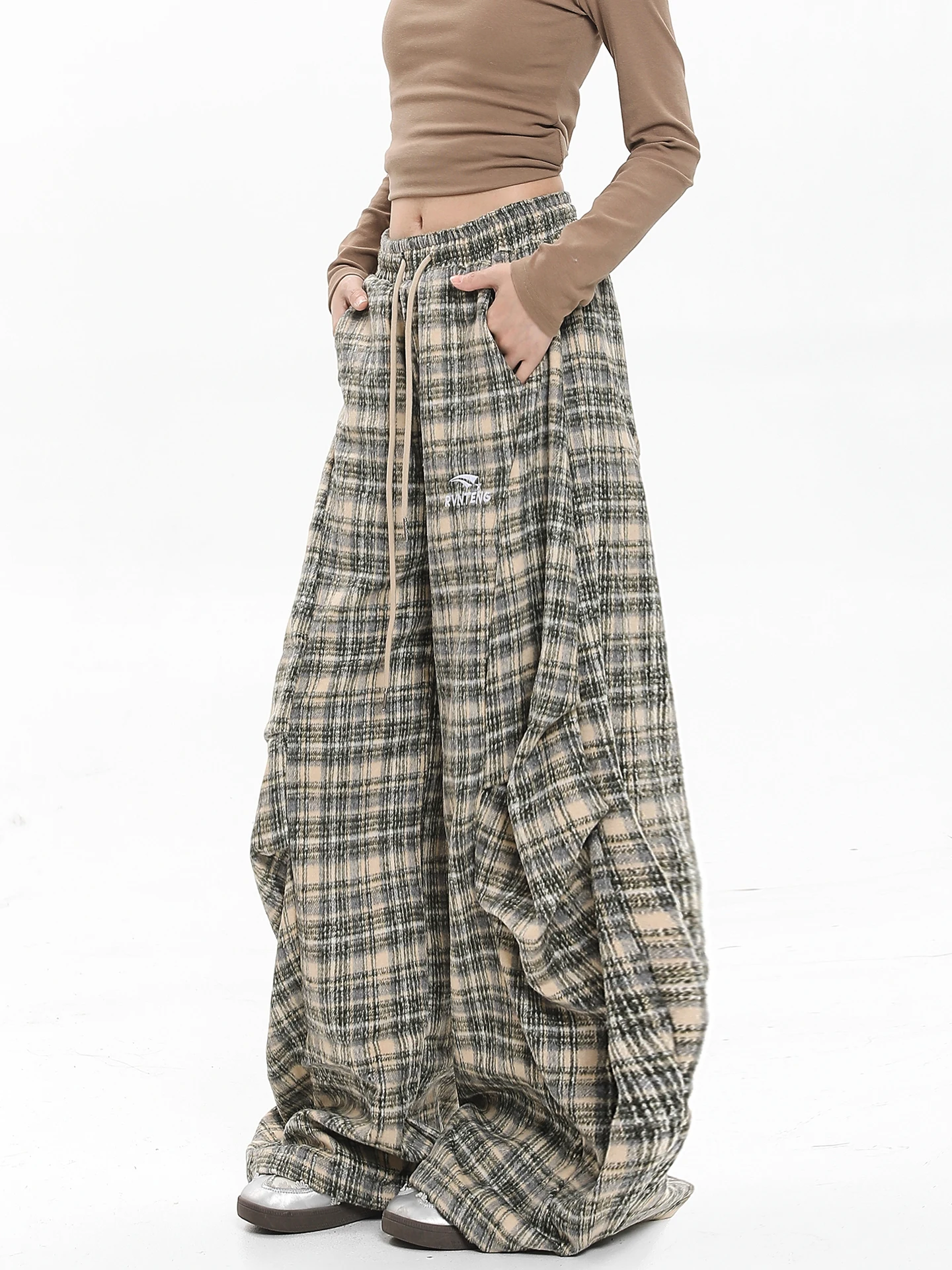 Retro American Embroidered Plaid Wide Leg Pants Women's Casual Loose Feel Autumn Winter Floor Length Knife  Trousers