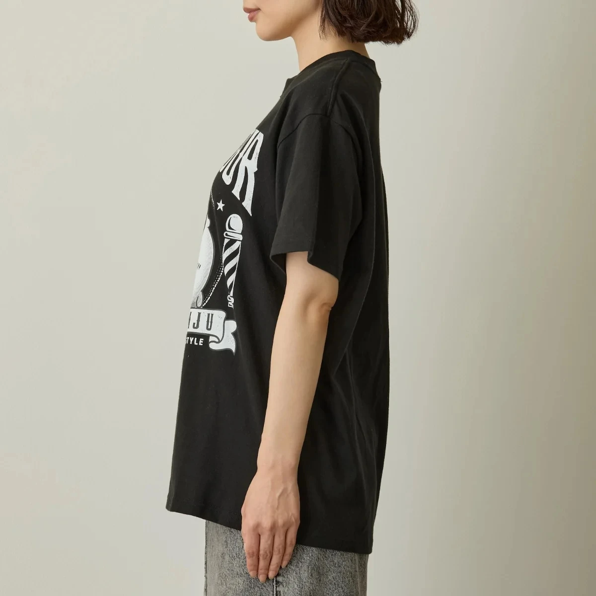 Kawaii Chiikawa Kurimanju Friseursalon T-Shirt Retro Pompadour Vintage Grafikdruck Lässiges, lockeres Kurzarm-Unisex-Sommer-T-Shirt – Detail 5