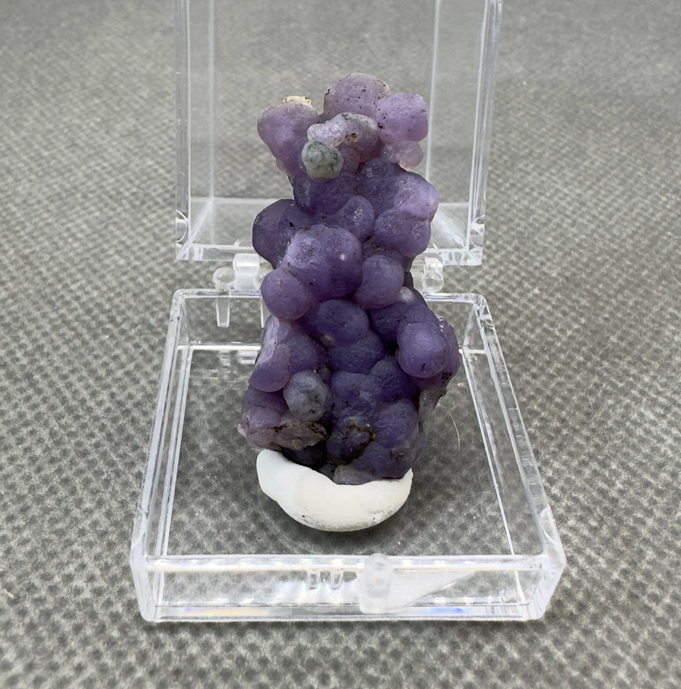 Natural grape agate mineral specimen + box sie 3.4 cm + healing quartz crystals and stones rock gemstone