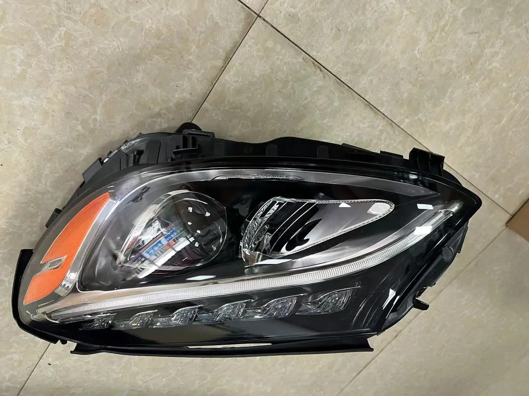 

LED Headlight Head Lamp DRL Daytime Running Light Hi/Lo Beam Angel eye for Mercedes Benz C300 w205 2018 Turn signal