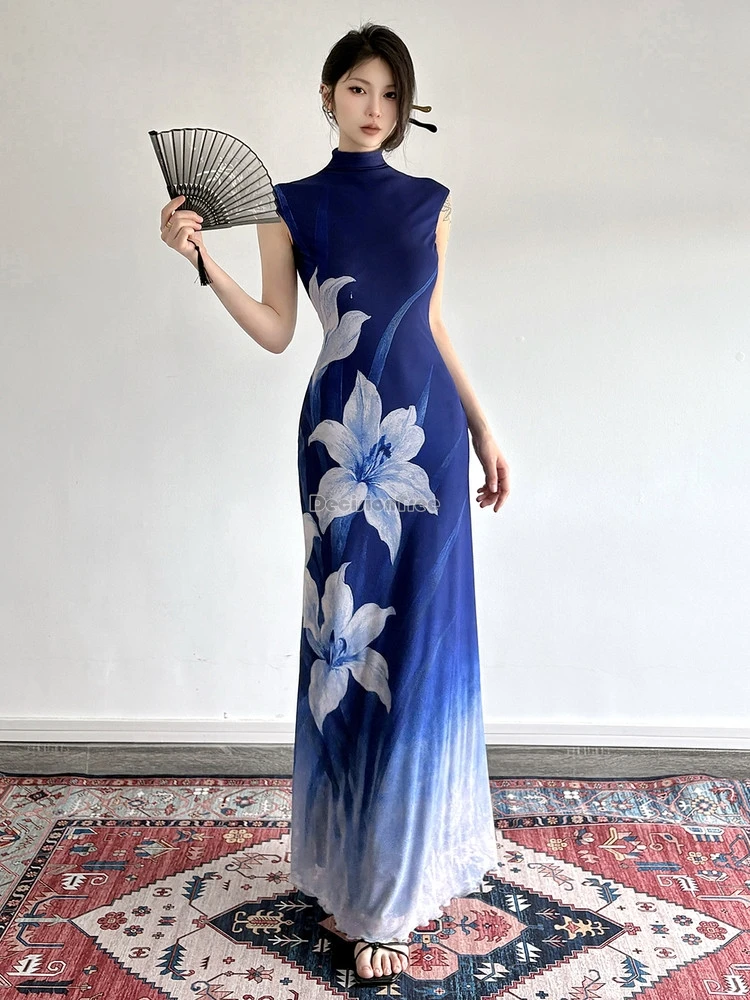

2026 new chinese improved style retro gradient design flower printed high-neck sleeveless cheongsam elegant slimming long qipao