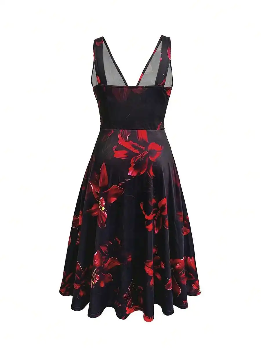 

Plus Size Black V-Neck Pleated Knit Dress With Floral Print