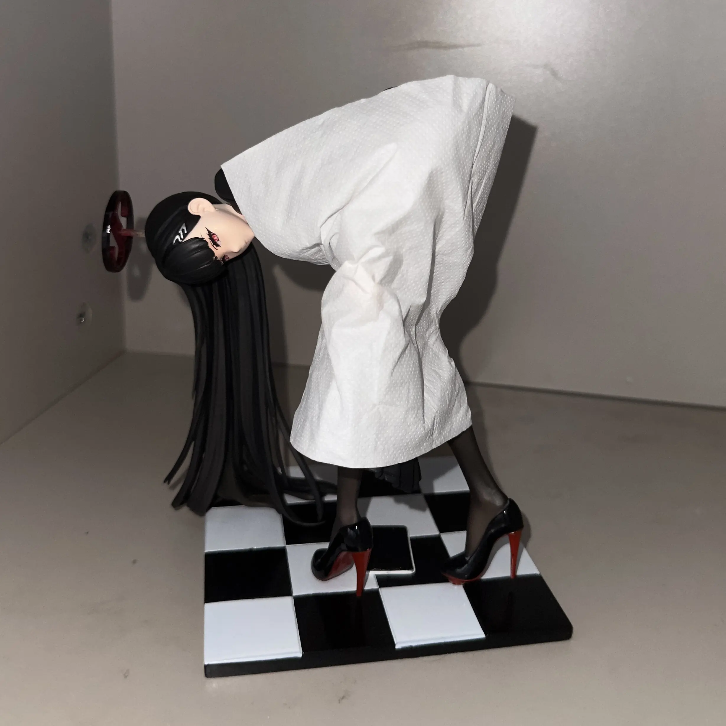 

В наличии: Статичная фигурка Shizuki Rion Badoom-Shroom из Blue Archive, 25 см, модель персонажа, настольное украшение для взрослых фанатов, подарок