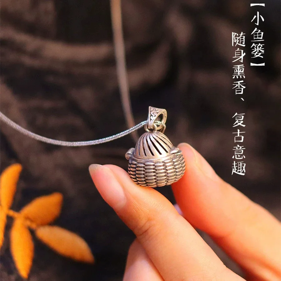 Silver openable sachet ball pendant, women's new Chinese style retro necklace, sweater chain, wearing fragrant pill jewelry