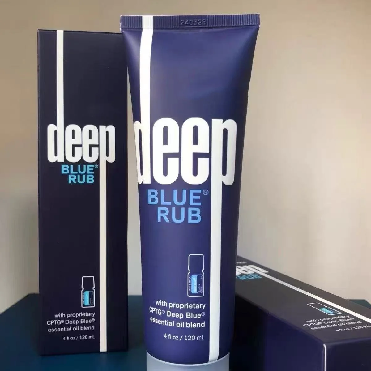 

Кисть для макияжа Deep Blue Rub с фирменной смесью эфирных масел, 120 мл
