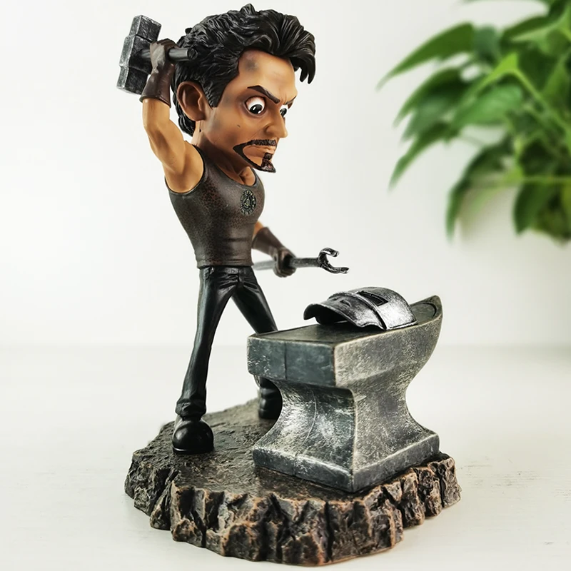 Figura de Iron Man de 17cm, versión Q, figuras de Anime de Iron Man, estatua de Pvc, modelo de colección de muñecos, adorno de escritorio, regalos de cumpleaños para niños