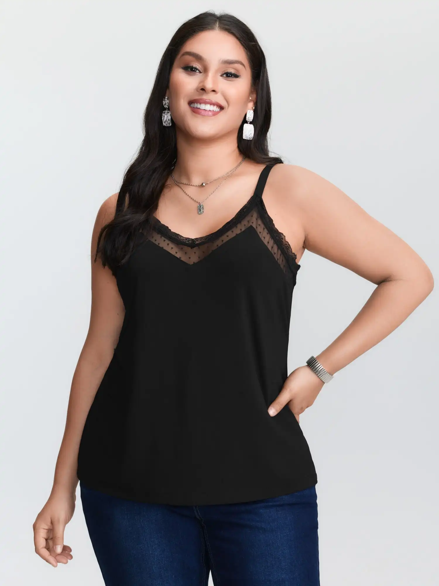 Plus‑size Black Knitted Camisole Tank Top, Featuring Contrast‑Color Mesh V‑neck Design with Thin Spaghetti Straps, Regular‑lengt