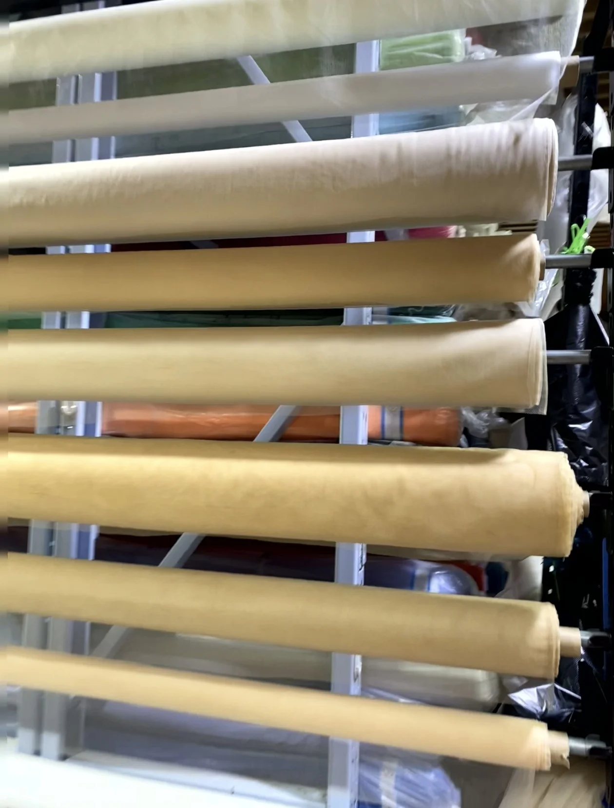 

Пряжа премиум-класса, приятная для кожи, бежевая телесная ткань для свадебного платья с защитой от крючков, прозрачная мягкая и легкая невидимая сетка