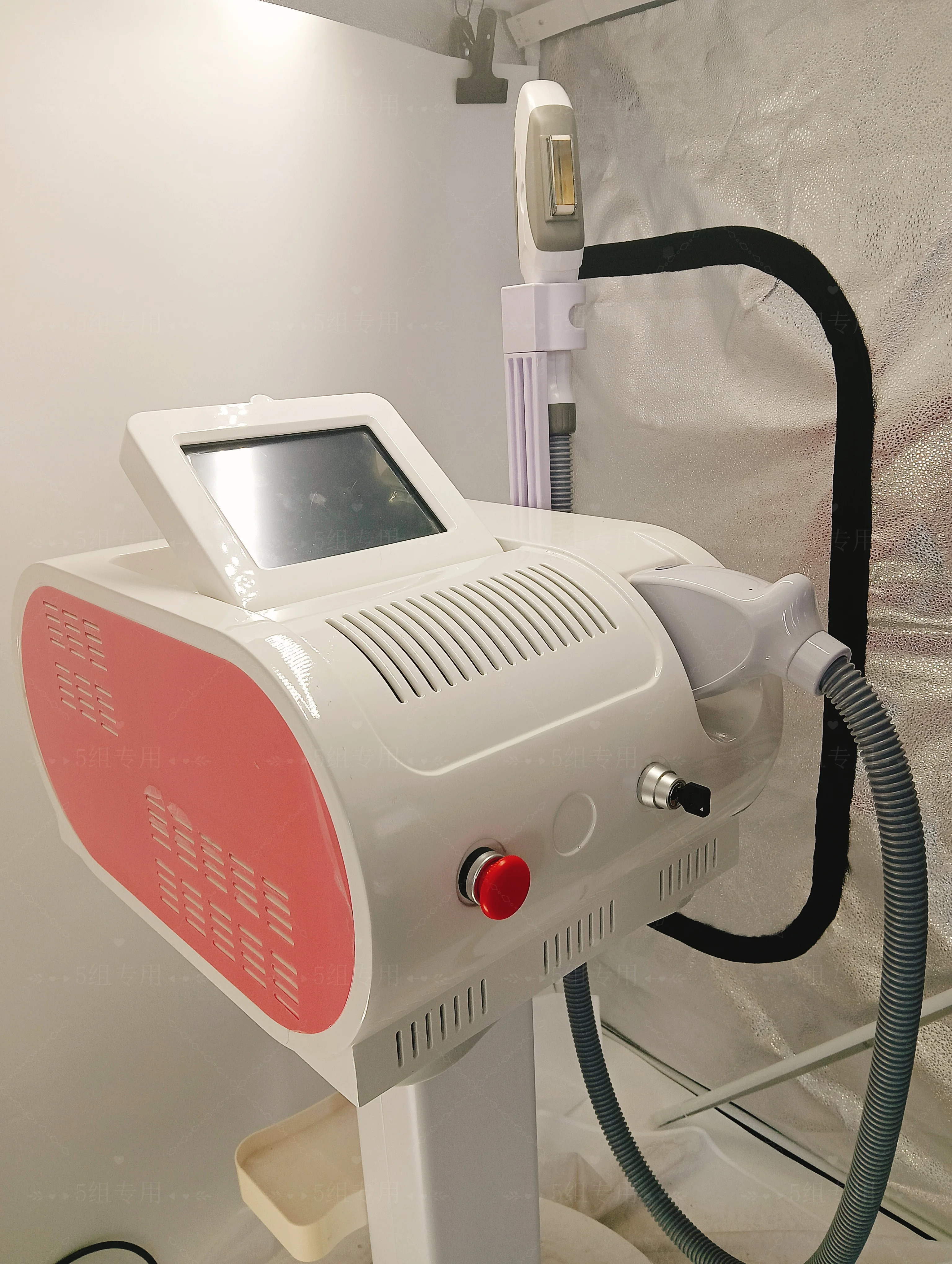 

Portable OPT Desktop Laser Hair Removal Machine IPL Hair Removal Skin Whitening Permanent Freezing Point Painless