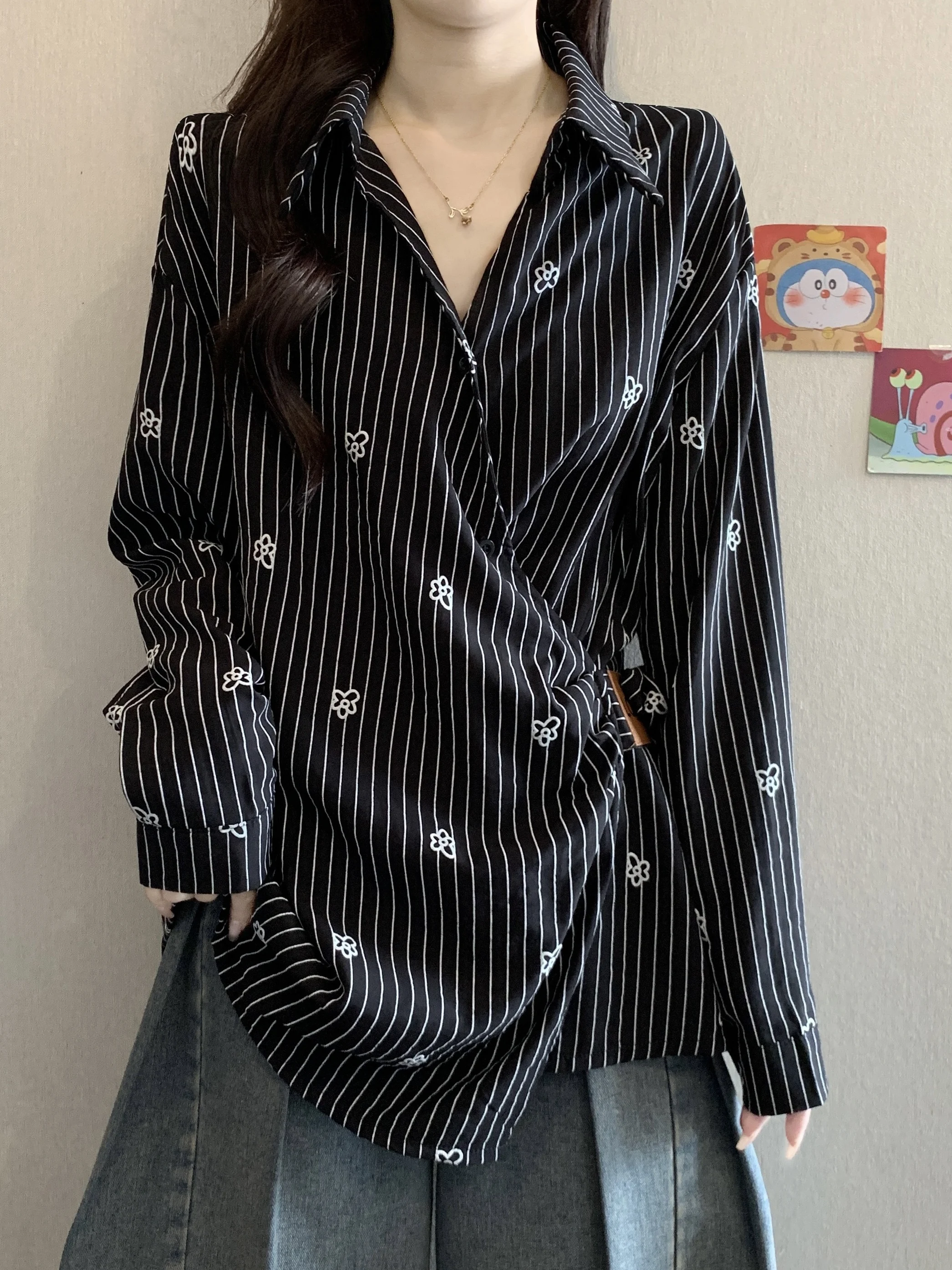 

Slimming Effect Striped V-Neck Long Sleeve Women's Base Shirt Spring Autumn plus Size Embroidered Retro Top Korean Style