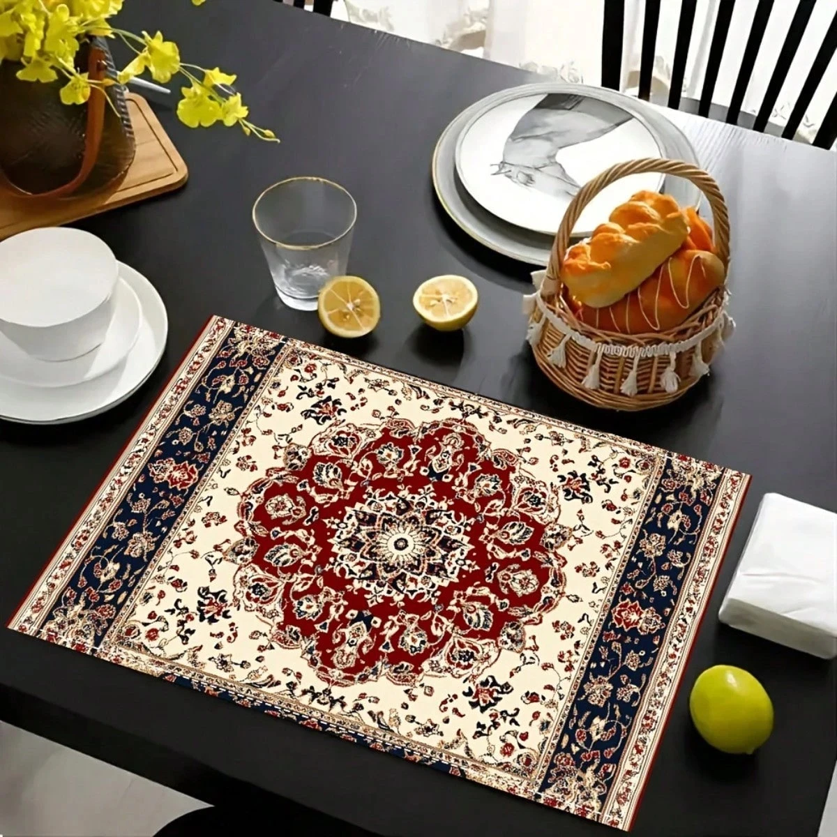 2/4/6 Stück rote Tischsets mit persischem Teppichmuster |   Weißer Hintergrund |   Minimalistischer Stil |   Couchtisch und Essmatte für Zuhause
