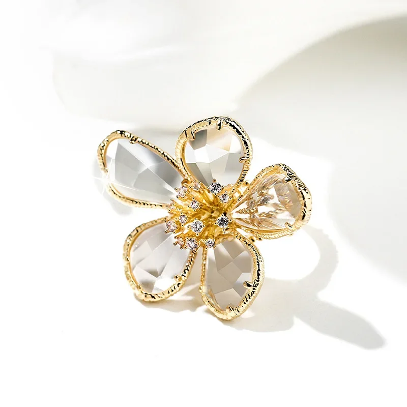 Trendy Gold Color Blue Gray White Red Big Flower Crystal Open Rings Engagement Wedding Party Jewelry for Women Gift