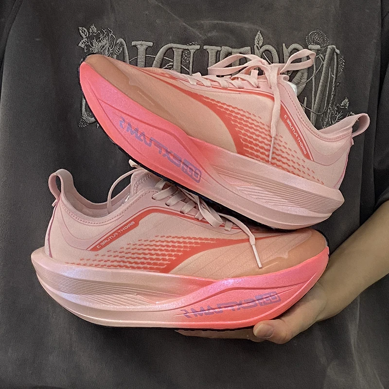 

Men's and Women's Carbon Plate Running Shoes Cushioned Soft-Sole Training Runners Comfortable and Versatile Sports Shoes