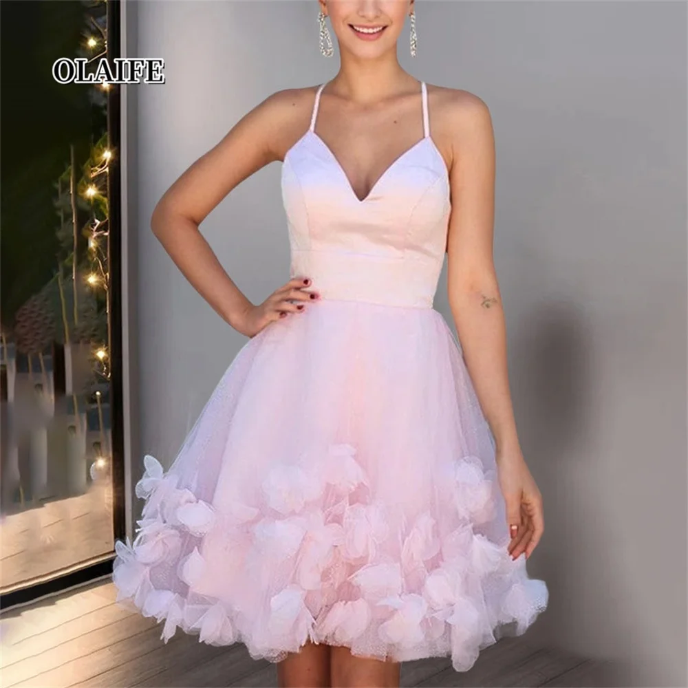 

A-line Princess Spaghetti Straps V-Neck Sleeveless Short Party Dance Cocktail Homecoming Dress Flower Vestidos De Graduación