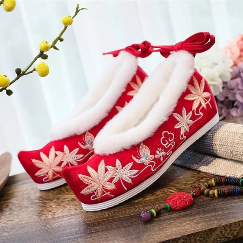 

Women's Winter Shallow Embroidered Cotton Shoes Increased Internal Cocked Shoes Ankle Strap Plush Warm Ethnic Style Hanfu Shoes