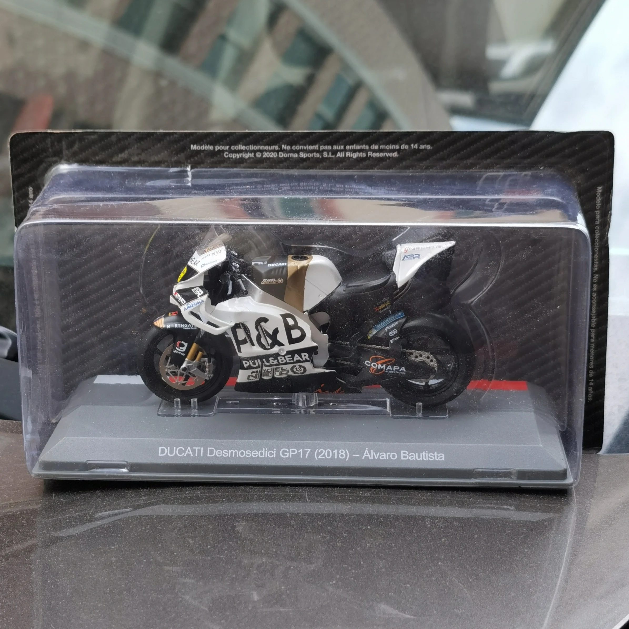 

Diecast IXO 1:18 Scale Moto GP 2018 Ducati Desmosedici GP 17 Ducati Car Model Collectible Toy Gift Souvenir Display Ornament