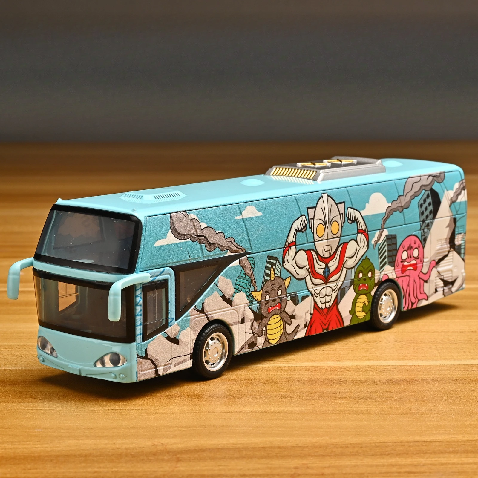 

Wanbao Simulation Aote Cartoon Alloy Bus Model Pull Back Sound and Light Kindergarten Toy Car Puzzle