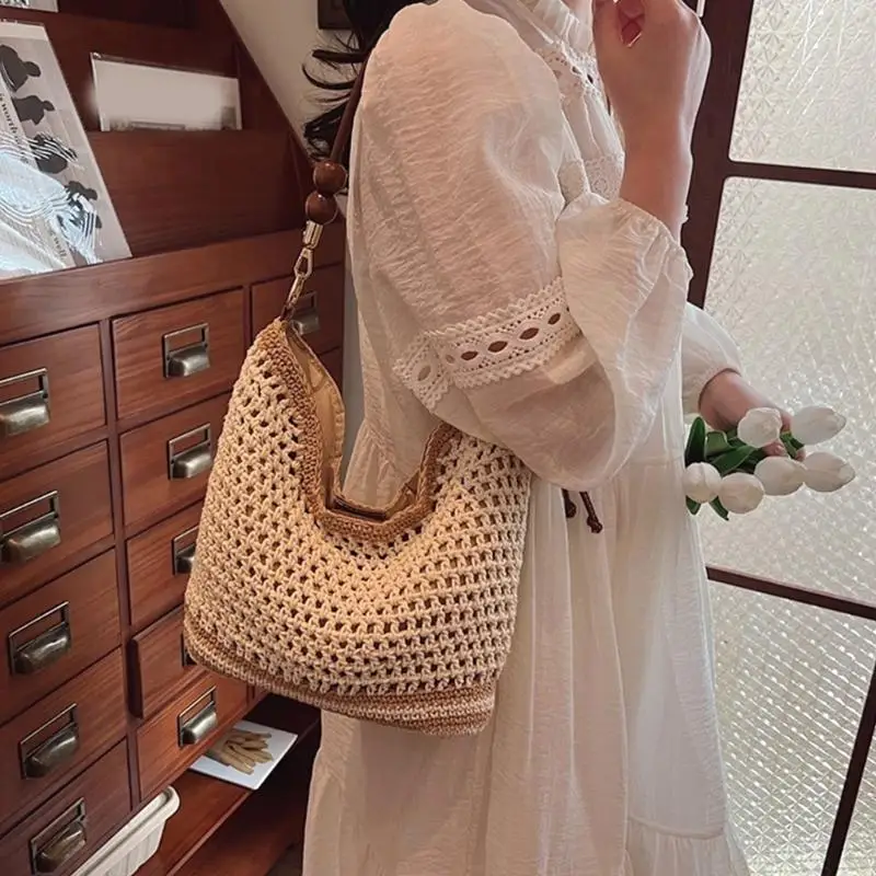

X90D Women Large Capacity Shoulder Bag Straw Beach Bag Woven Crossbody Bag for Travel
