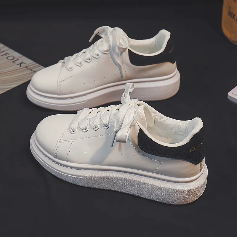 

New Thick-Soled Casual Sneakers for Adults Outdoor Sports Shoes for Men and Women Couple’s Versatile Shoes College Student Style