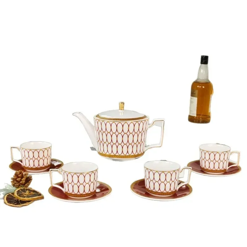 Light luxury bone china gold-painted noble ceramic coffee cup saucer spoon afternoon flower cup saucer spoon gift box