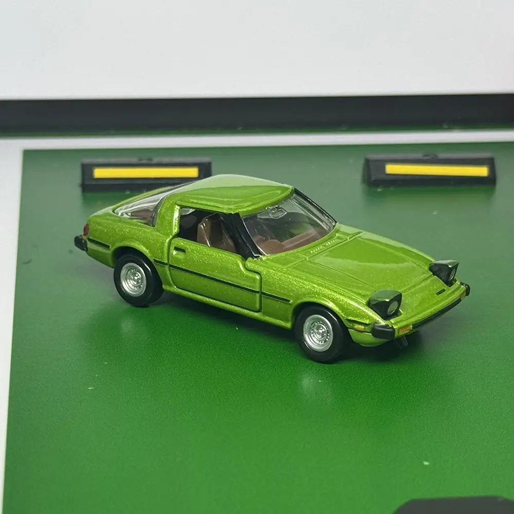 Takara Tomy Tomica Premium 29 Mazda Savannah RX-7 (SA22C) Veicolo a motore in lega pressofuso in metallo modello per bambini regalo di Natale giocattoli per ragazzi