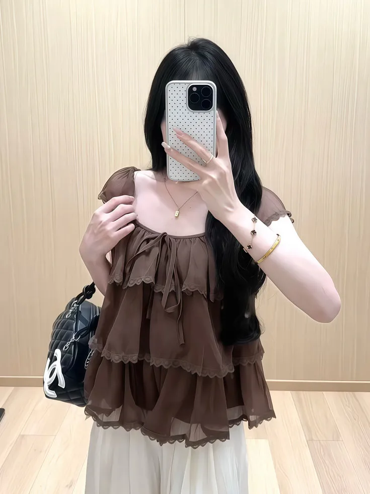 

Elegant Lace Trim Short Sleeve Loose Women's Chiffon Top Versatile Summer Fashionable Blouse Leaf Detail Other Material