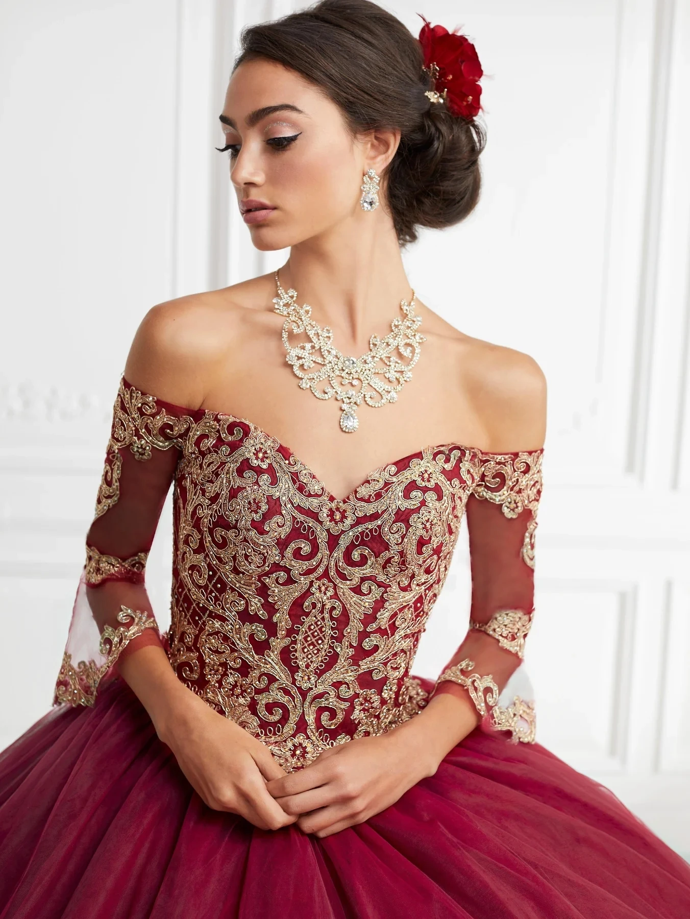 Burgundy Charro Quinceanera Dresses Ball Gown 3/4 Sleeves Tulle Appliques Beaded Puffy Mexican Sweet 16 Dresses 15 Anos