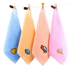 1Pcs 25x25cm Cartoon embroider Cotton Children Kids Bathroom Hand Wash Face Square Small Towel Water Absorbent Soft