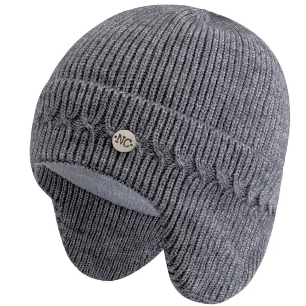 Unisex NC Metall dekorative Wintermützen mit Ohrenklappe Plüschfell gefüttert Männer Frauen Mode warme Beanie Cap lässige Winter Strickmützen