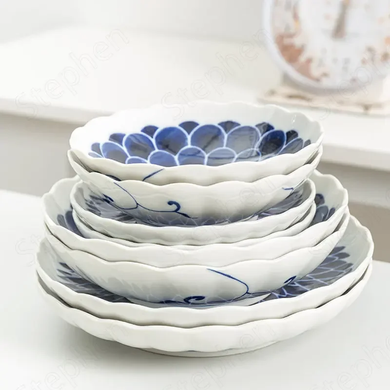 Japanese Shallow Mouth Painted Ceramic Plate Classical Blue and White Daisies Decorative Ramen Bowl Fruit Salad Bowls Tableware