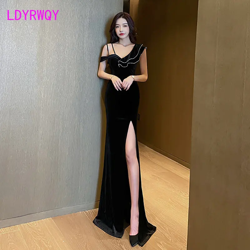 

2023 Sexy ruffle bra off the shoulder mop nightclub low-cut split car model chair dress