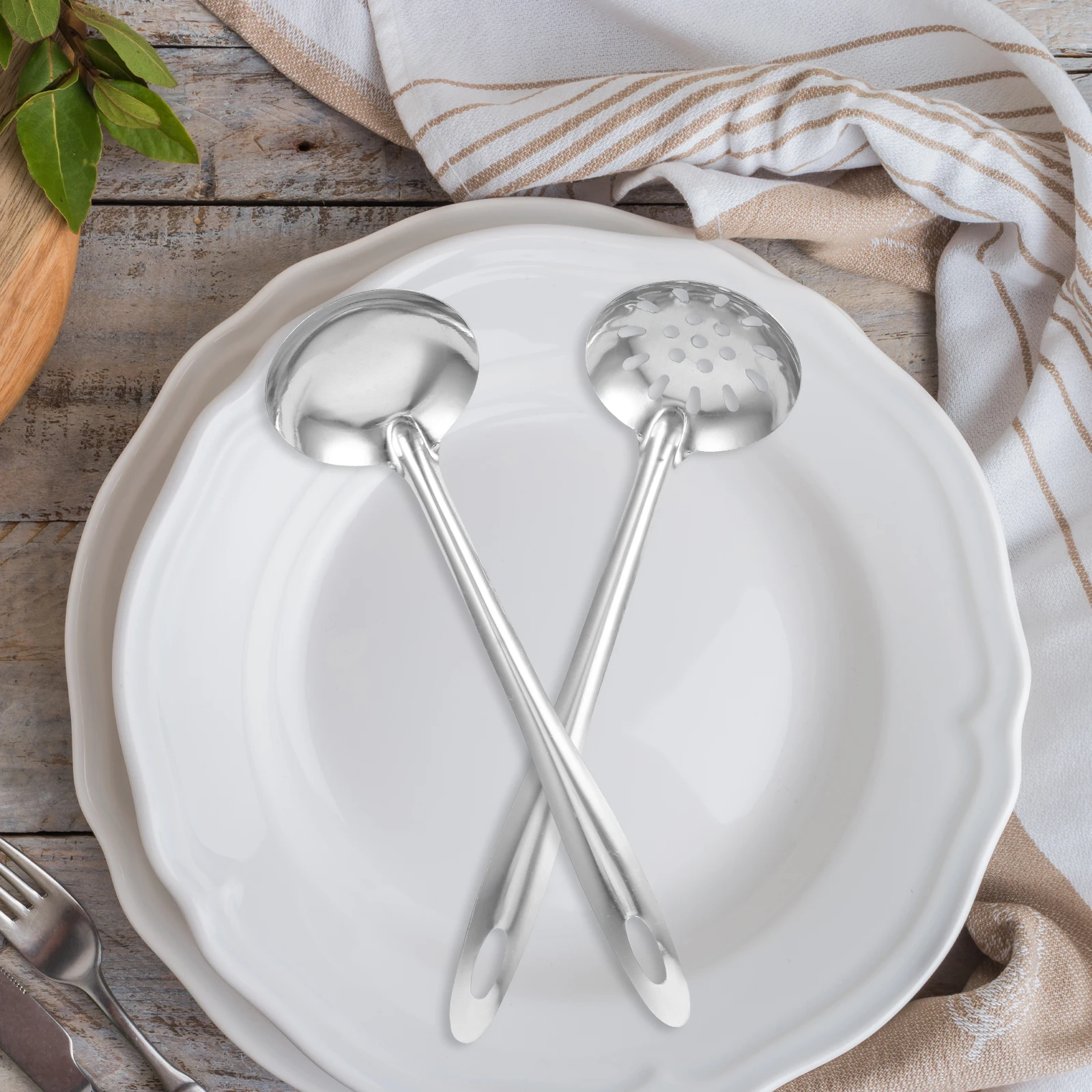 

4pcs Hot Pot Spoon Set Stainless Steel Long Handle Soup Spoon Colander Rust Proof Serving Spoons For Home Kitchen