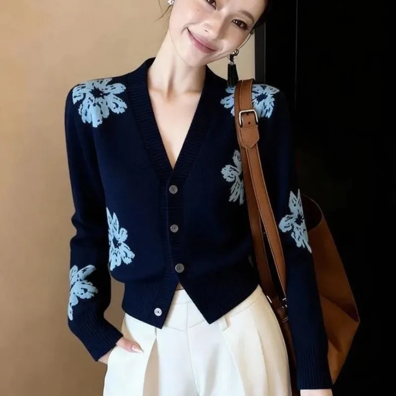 

Luxury Vintage Knitted Cardigan Women Sweater Lapel Crop Jacket Print Coat Autumn Long Sleeve Tops Design Chic Outerwear Button