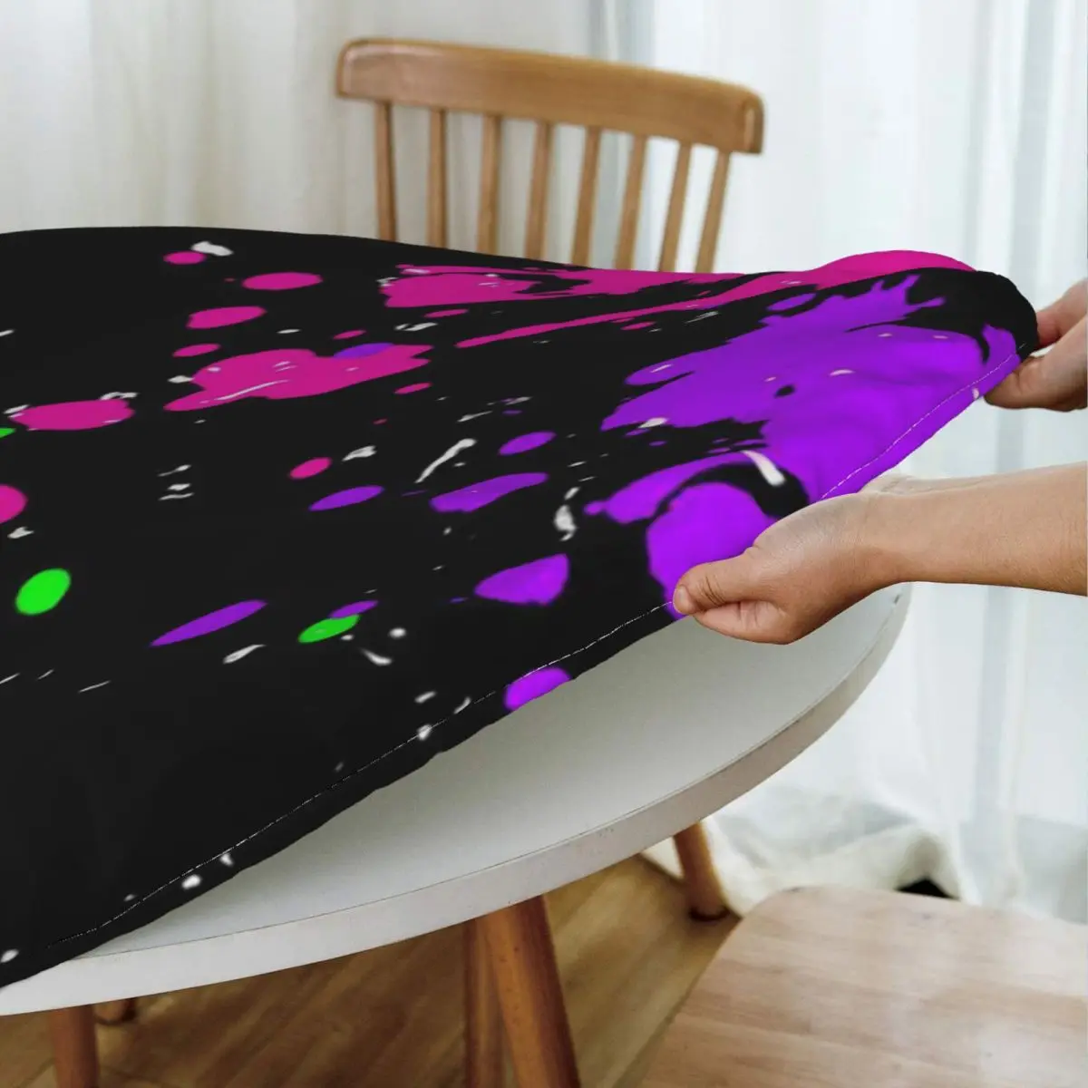 Colorful Graffiti Splatter Print Waterproof Round Tablecloth Oilproof Table Cloth for Kitchen Events Dining Table Cover