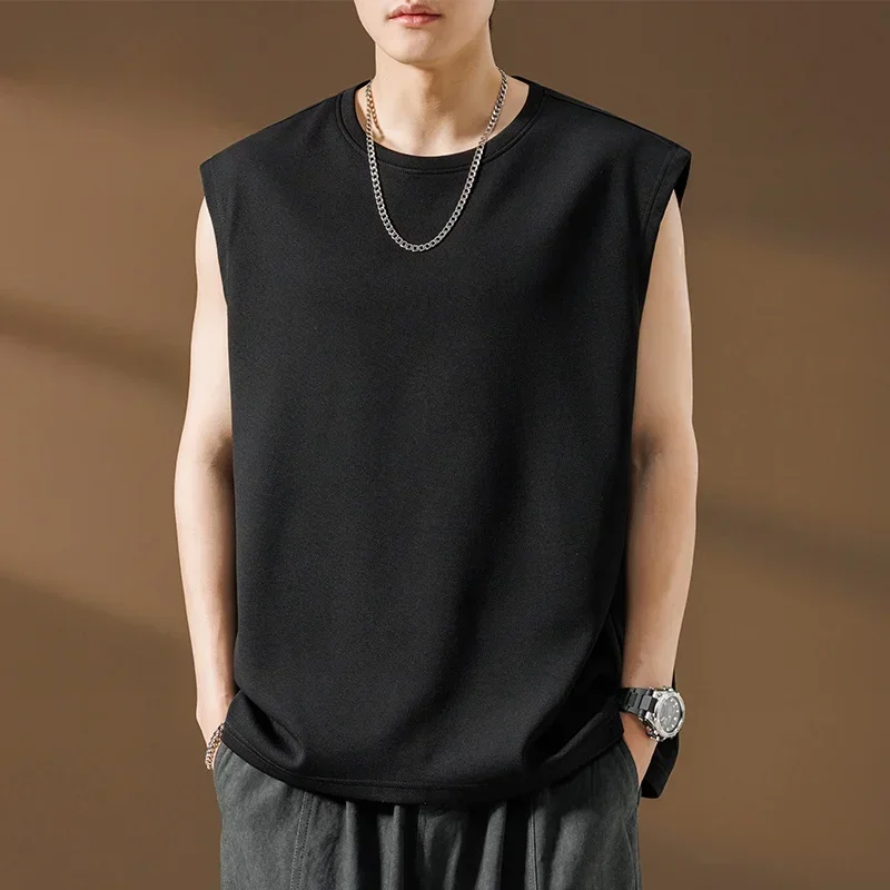 Рисунок 6 - Мужской летний жилет больших размеров