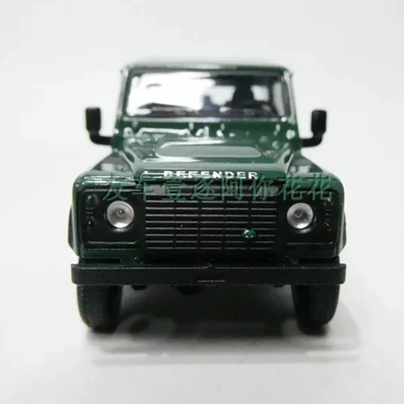 Diecast 1/64 Scale Rover Defender 110 Pickup Alloy Simulation Car