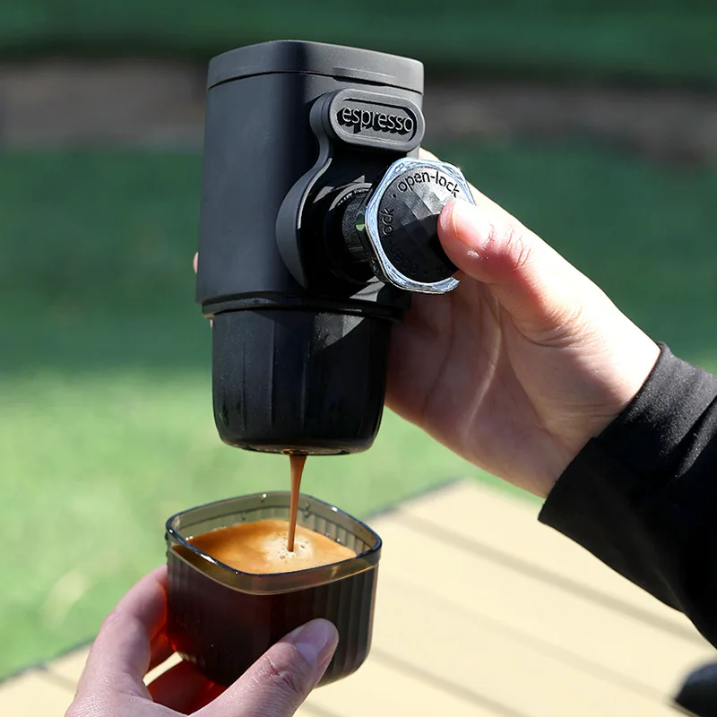 

Portable hand-operated coffee machine - Italian capsule coffee powder - Travel and outdoor small-sized espresso coffee machine