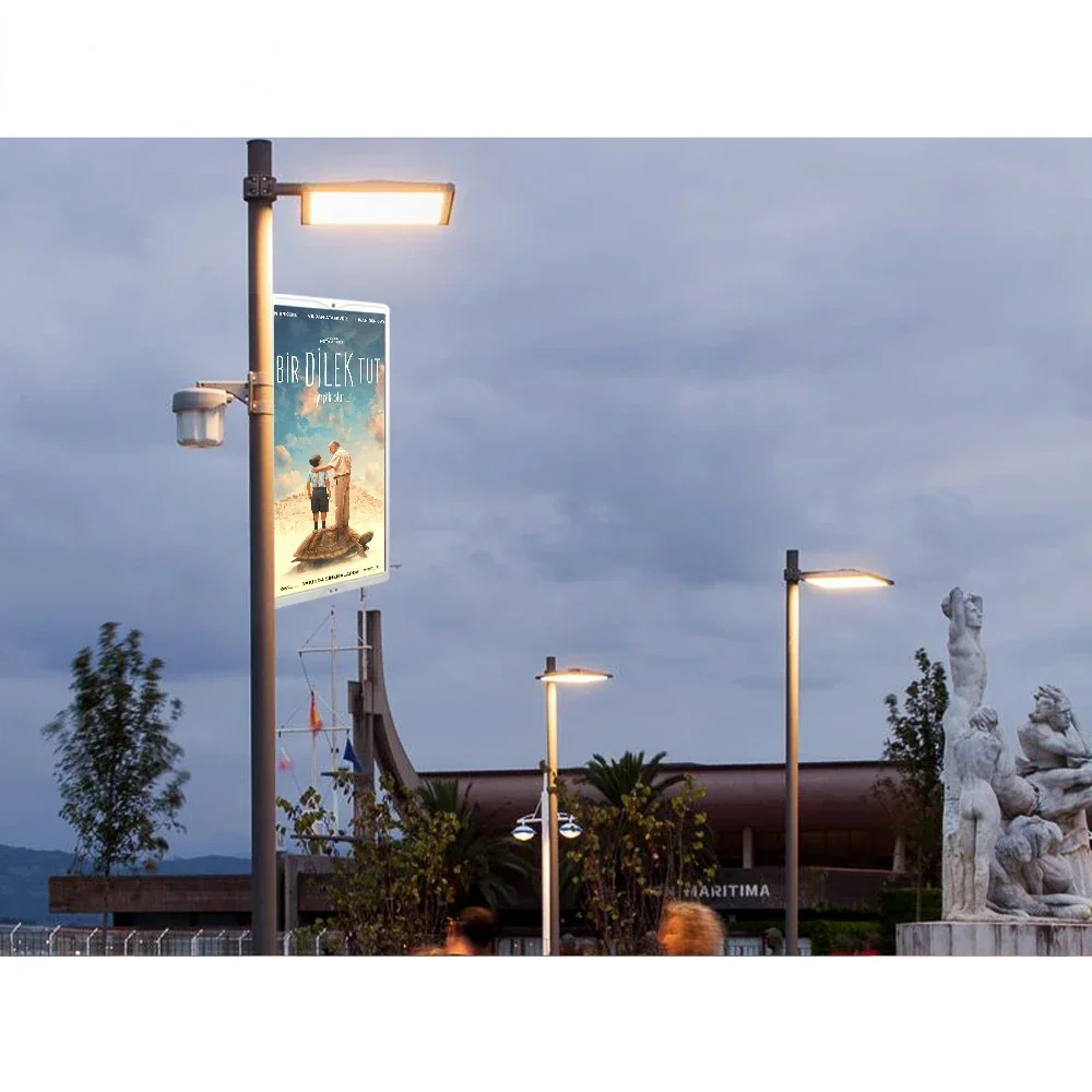 المبيعات الساخنة P3 الخاصة ضوء الطريق لافتات رقمية علامة LED القطب عرض شاشة الإعلان الشارع