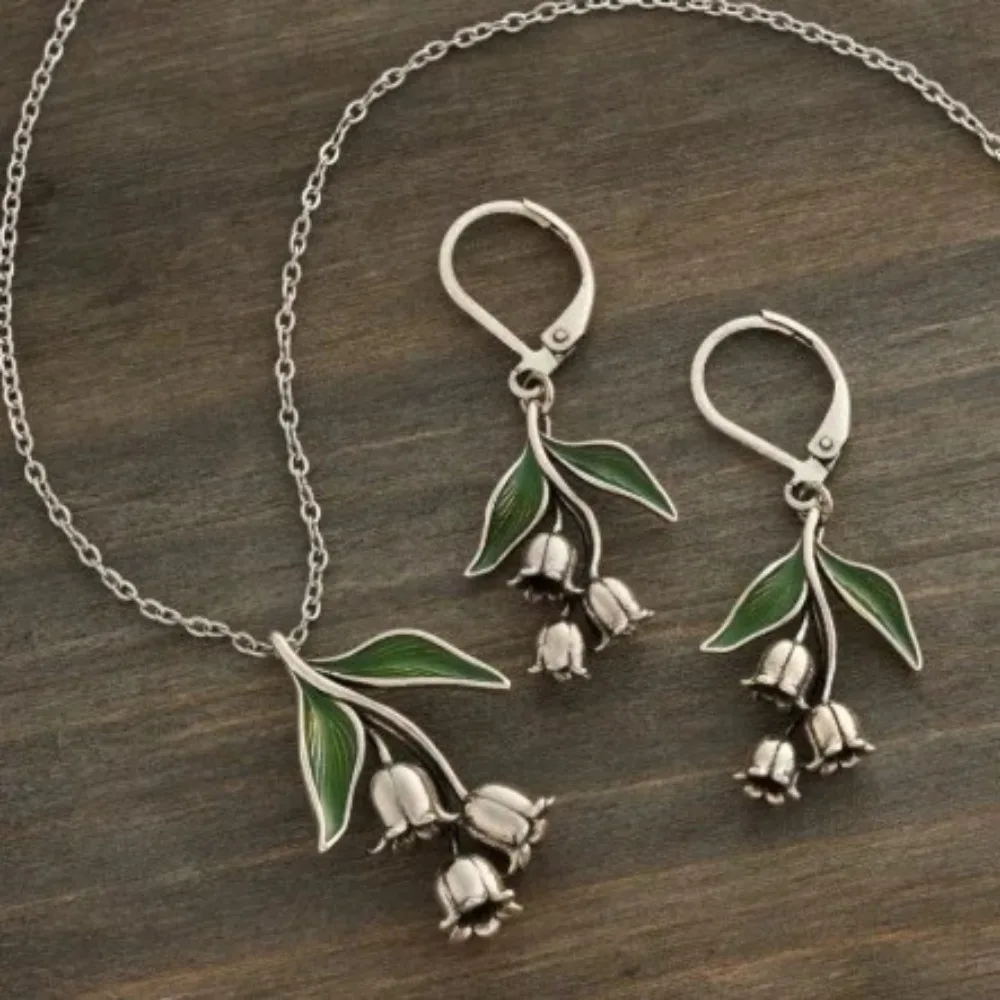 Vintage Elegant Lily of The Valley Floral Drop Earrings Women The Valley Charm Jewelry Flower Leaf Ear Jewelry Decoration Gifts