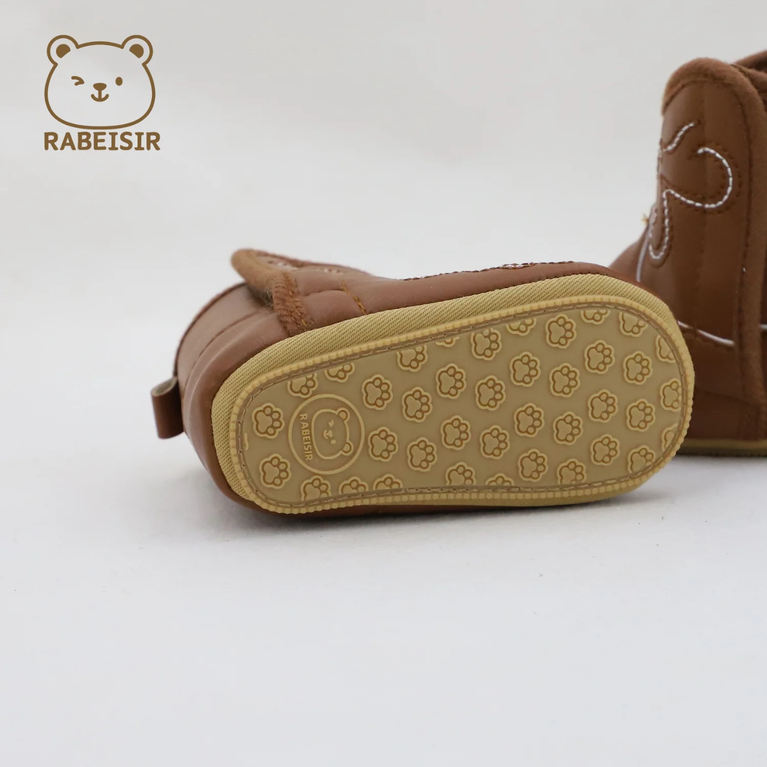 أحذية أطفال للخريف والشتاء، مضادة للانزلاق ومضادة للسقوط، للأطفال من عمر 0 إلى 1 سنة ونصف سنة، قديمة وأنيقة