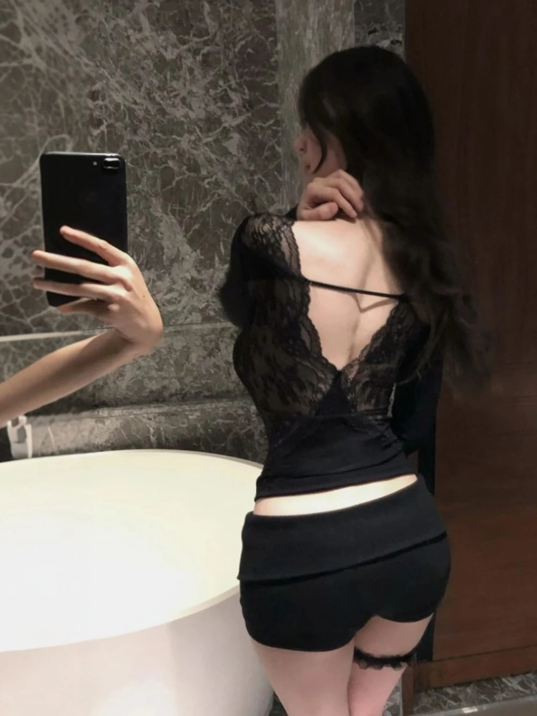 

Sexy Bla Lace irt Bal Slim Fit Design Unique Beautiful Spring 2026 Long Sve V-Ne Women's Faion Casual Top